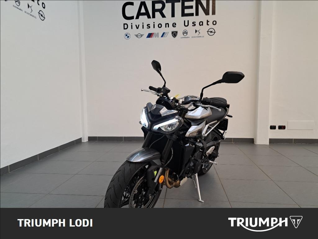 TRIUMPH Street Triple 765 R