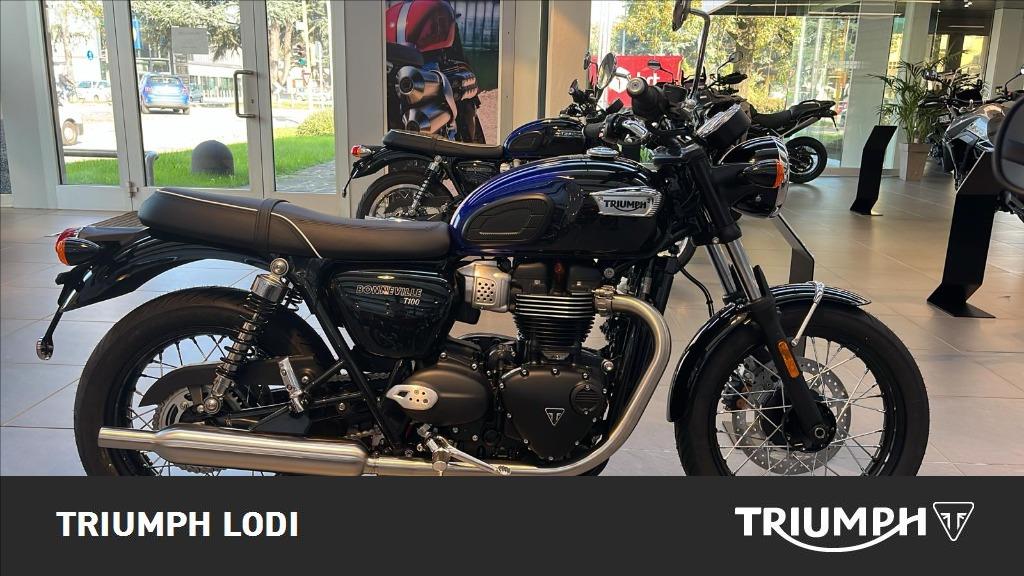 TRIUMPH Bonneville 900 T100 Stealth Edition